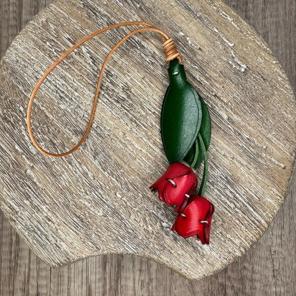 Genuine Leather Tulip Bag Charm Tulip Spring Flowers Leather Charm - Picture 2 of 6